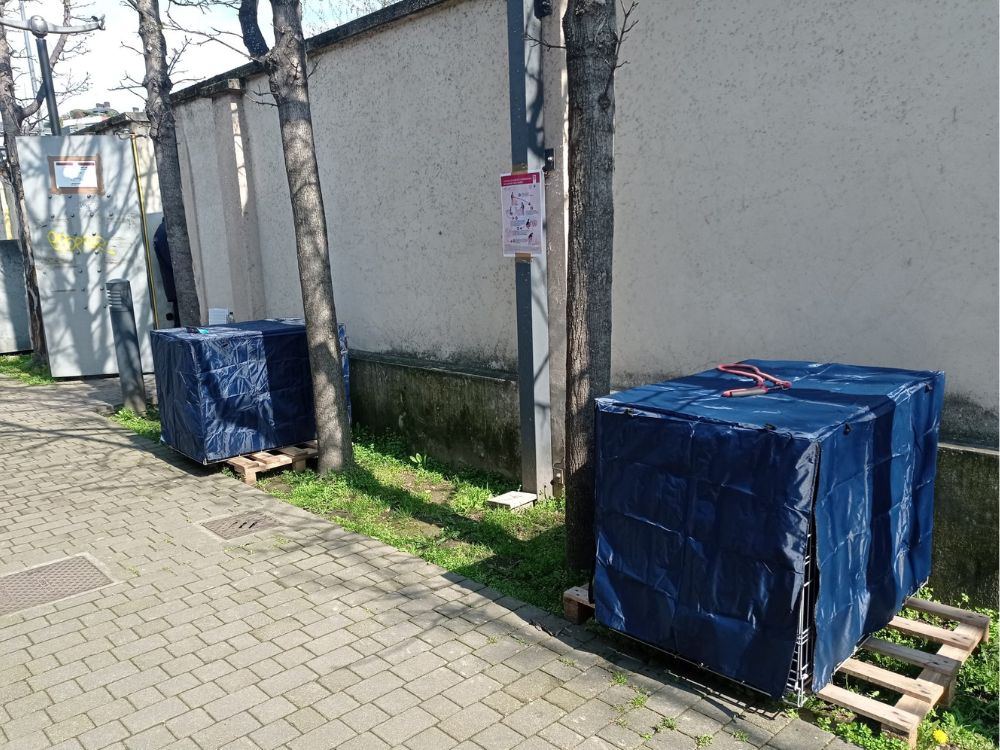 New dog boxes at the Opera San Francesco in Milan